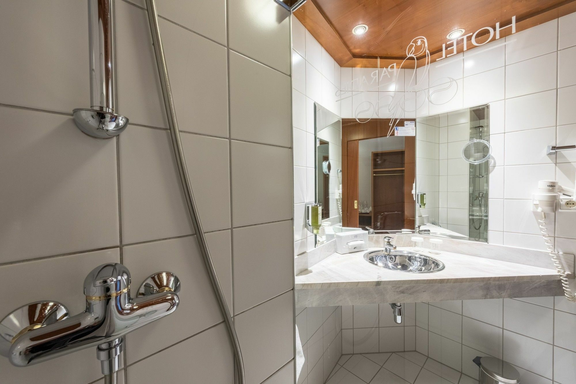 גראץ Hotel Paradies מראה חיצוני תמונה